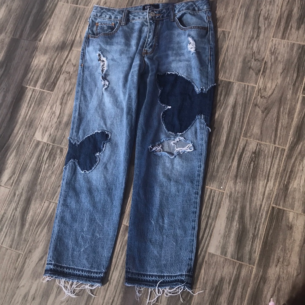 Gap distressed mom/girlfriend jeans